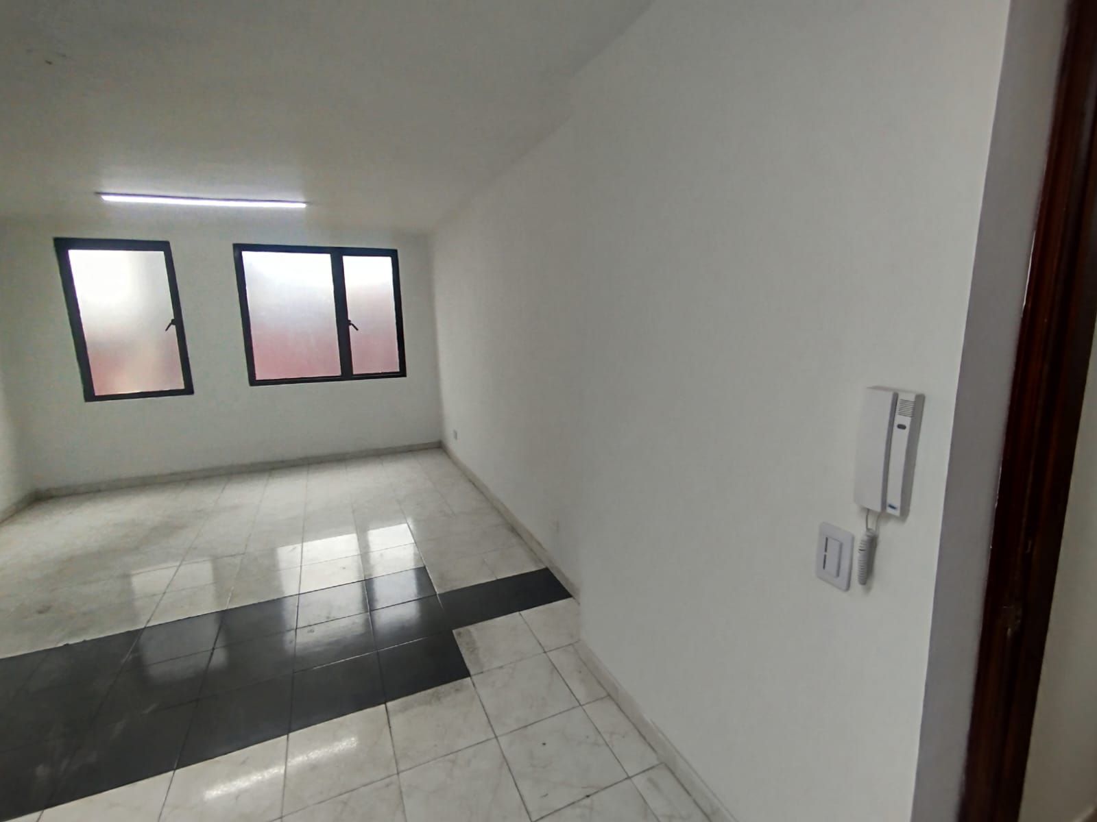 Oficina en arriendo Cundinamarca Bogotá La Castellana 20 m2 Habitaciones 0 Baños 1 Garajes 0 Precio $2000000