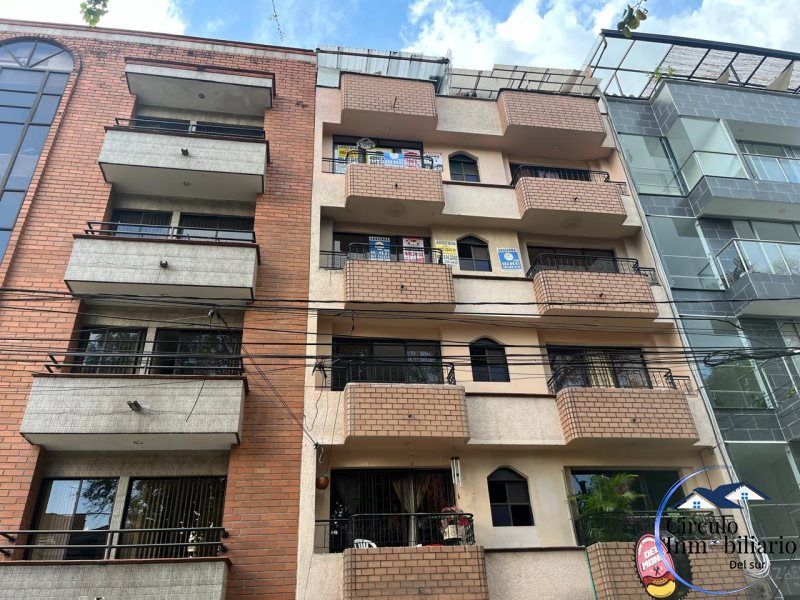 Apartamento en arriendo Antioquia Envigado Obrero 150 m2 Habitaciones 5 Baños 3 Garajes 0 Precio $2400000