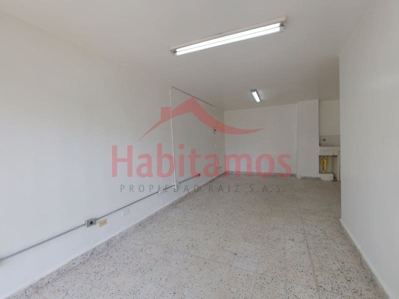 Local en arriendo Antioquia Medellín La Palma 24 m2 Habitaciones 0 Baños 1 Garajes 0 Precio $1500000
