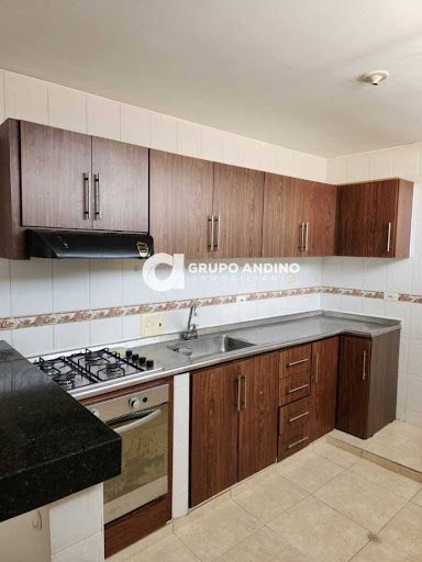 Edificio en venta Santander Bucaramanga La Concordia 440 m2 Habitaciones 8 Baños 8 Garajes 0 Precio $2400000000