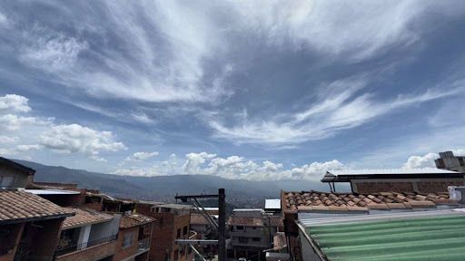 Apartamento en arriendo Antioquia Medellín Aures No2 110 m2 Habitaciones 4 Baños 1 Garajes 0 Precio $1700000