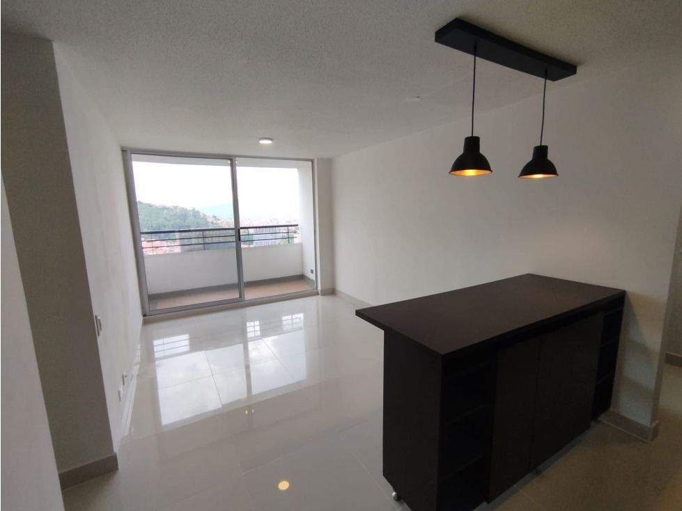 Apartamento en arriendo Antioquia Medellín Altavista 65 m2 Habitaciones 3 Baños 2 Garajes 0 Precio $2500000