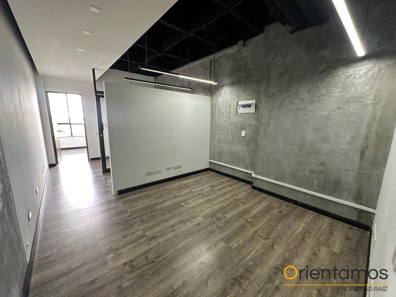 Local en arriendo Antioquia Medellín Urbanizacion Santa Maria De Oviedo 46 m2 Habitaciones 0 Baños 0 Garajes 0 Precio $4242350