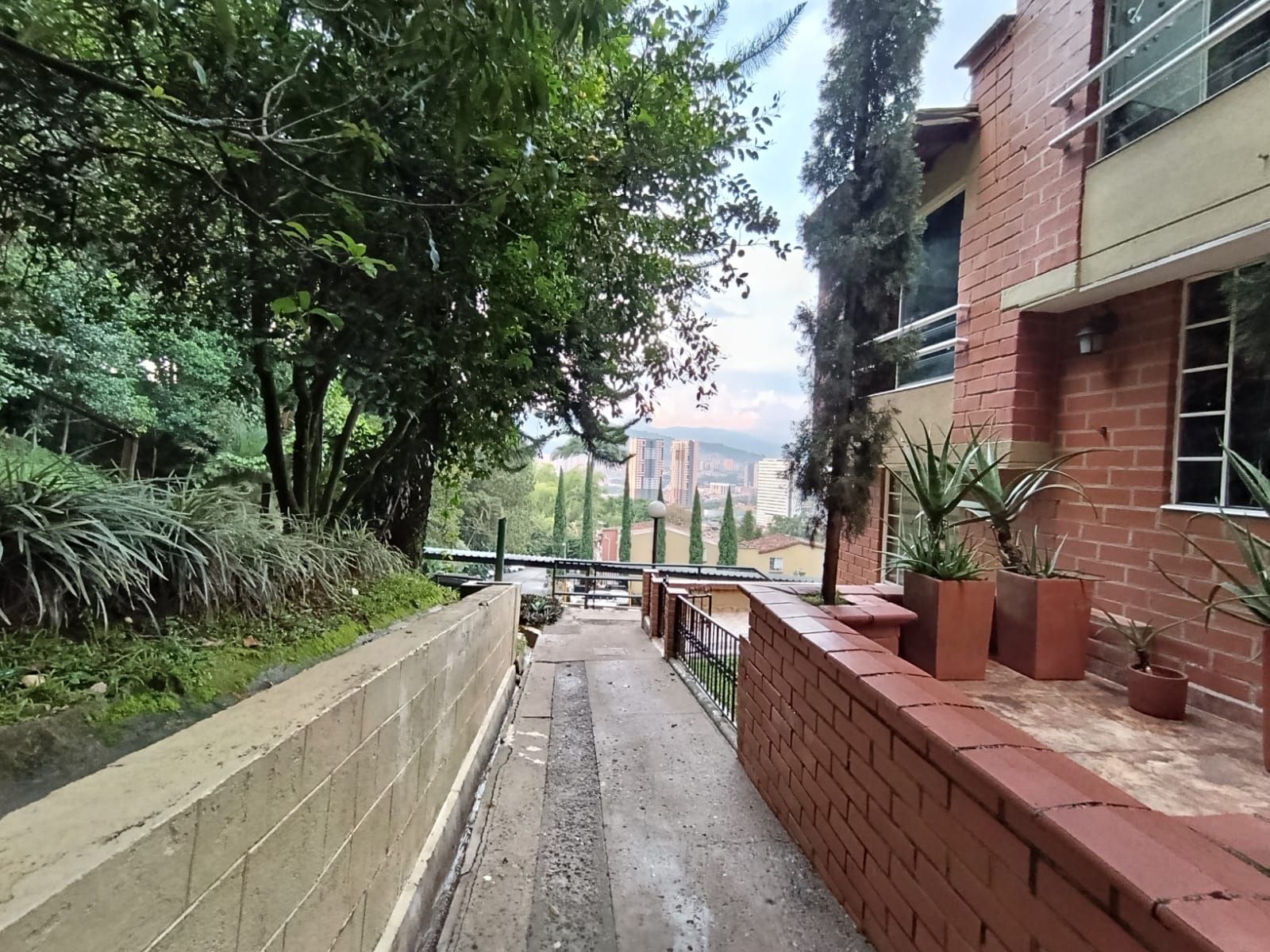 Casa en arriendo Antioquia Sabaneta San Rafael 75 m2 Habitaciones 2 Baños 2 Garajes 1 Precio $2700000