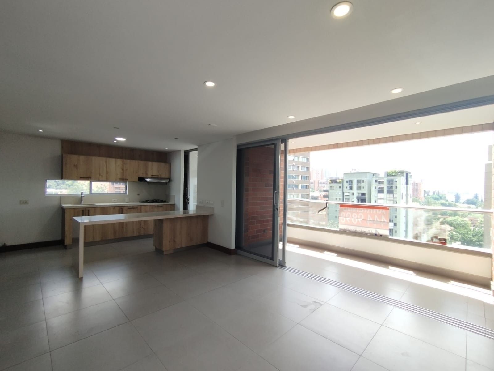 Apartamento en arriendo Antioquia Medellín Alejandria 80 m2 Habitaciones 1 Baños 2 Garajes 1 Precio $4500000
