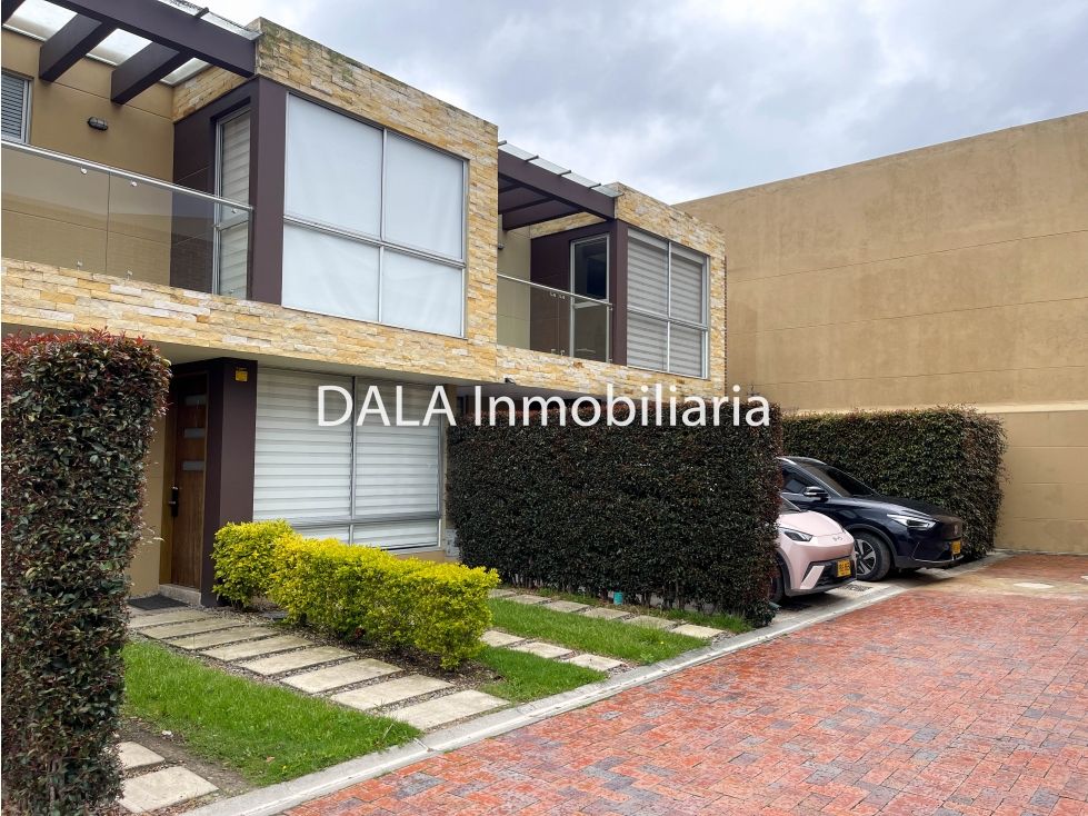 Casa en venta Cundinamarca Chía Cr Montebello 119 m2 Habitaciones 3 Baños 3 Garajes 2 Precio $749990000