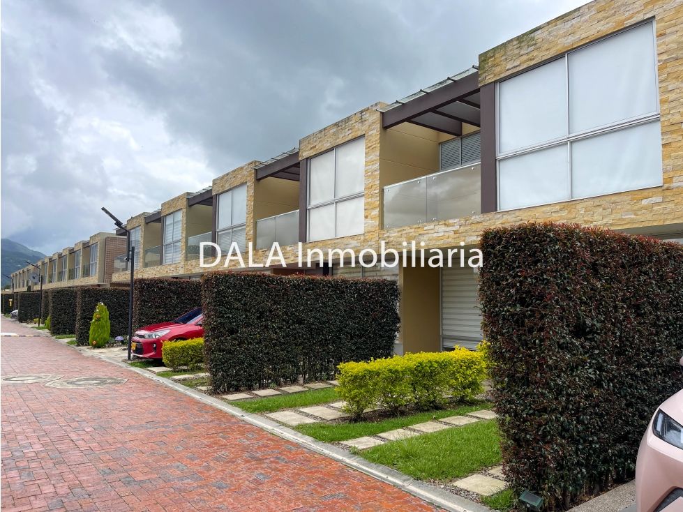 Casa en venta Cundinamarca Chía Cr Montebello 119 m2 Habitaciones 3 Baños 3 Garajes 2 Precio $799990000