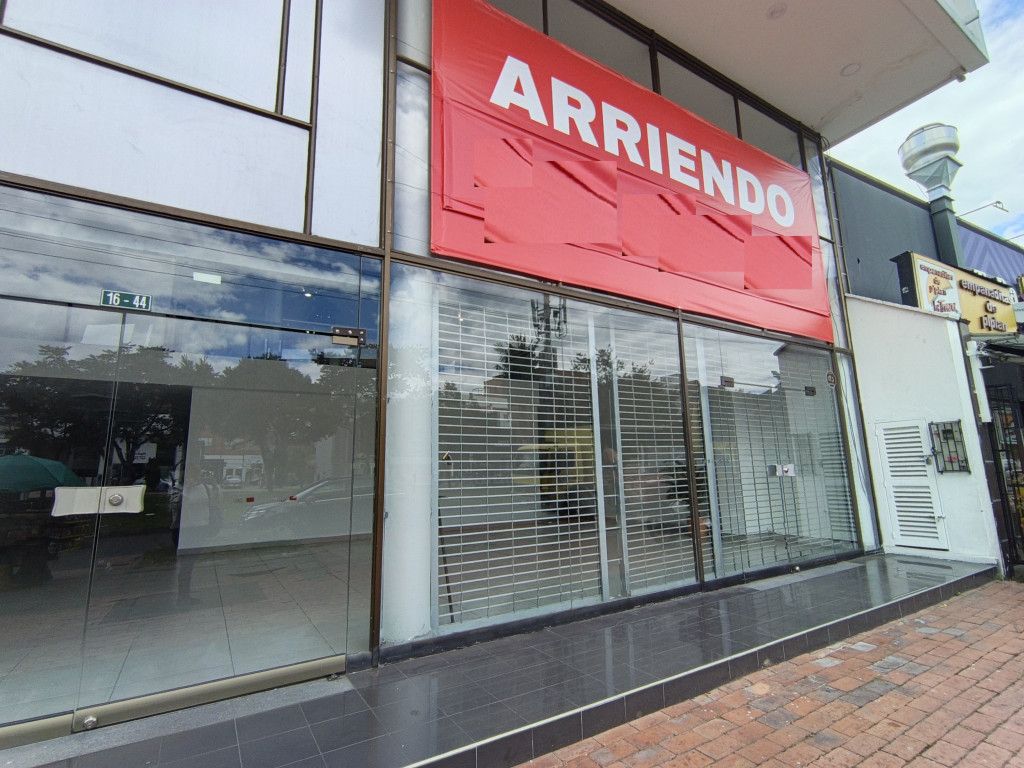 Local en arriendo Cundinamarca Bogotá Santa Barbara Occidental 290 m2 Habitaciones 0 Baños 3 Garajes 0 Precio $20000000