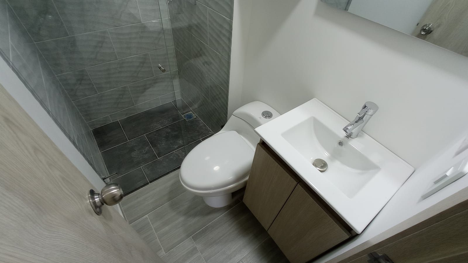 Apartamento en arriendo o venta Antioquia La Estrella El Pedrero 55 m2 Habitaciones 2 Baños 2 Garajes 0 Precio venta $250000000 Precio arriendo $1550000