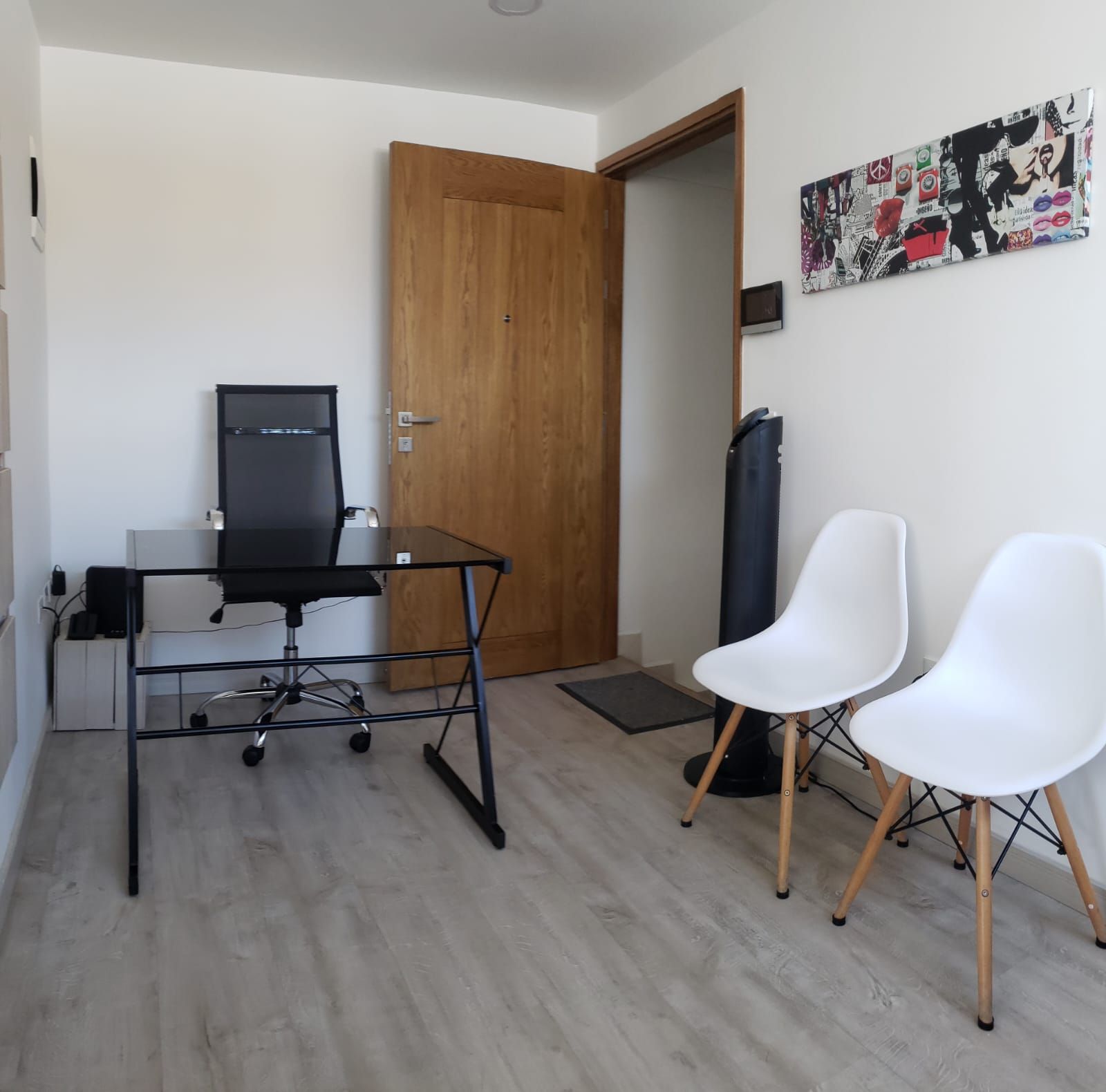 Oficina en arriendo Antioquia Sabaneta San Joaquín 24 m2 Habitaciones 0 Baños 1 Garajes 0 Precio $1800000