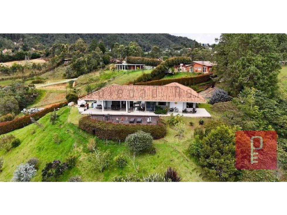 Finca en venta Antioquia Envigado Villa Grande 270 m2 Habitaciones 3 Baños 3 Garajes 15 Precio $2900000000