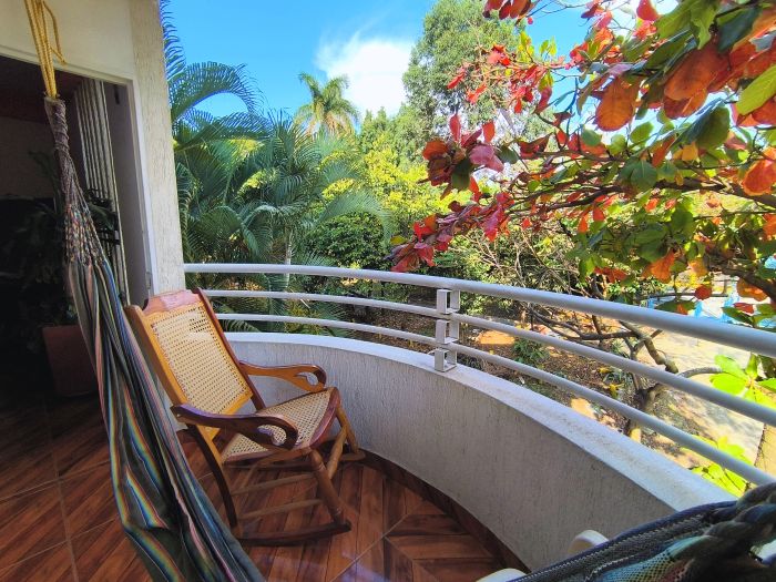 Casa en venta Valle Del Cauca Cali Olímpico 555 m2 Habitaciones 11 Baños 7 Garajes 1 Precio $1230000000