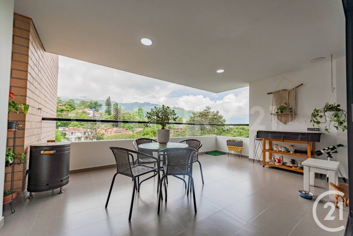 Apartamento en venta Antioquia Envigado Loma De Las Brujas 170 m2 Habitaciones 3 Baños 4 Garajes 2 Precio $1400000000