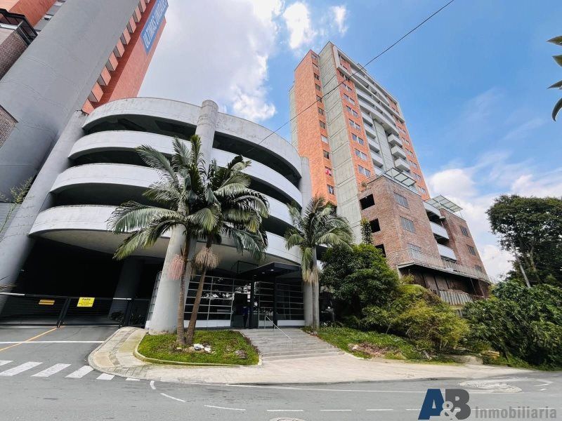 Apartamento en arriendo Antioquia Envigado Trianon 70 m2 Habitaciones 3 Baños 2 Garajes 1 Precio $3200000
