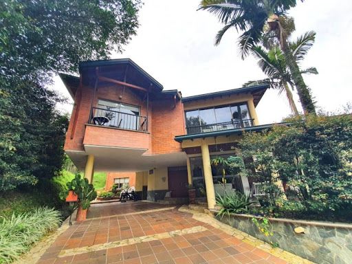 Casa en arriendo Antioquia Sabaneta Vereda La Doctora 467 m2 Habitaciones 4 Baños 6 Garajes 6 Precio $11500000