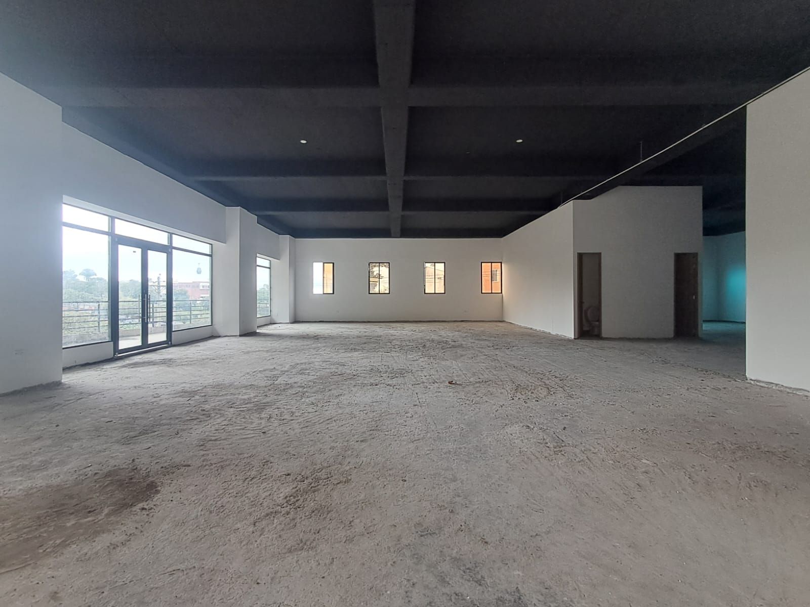 Local en arriendo Risaralda Pereira Mejia Robledo 285 m2 Habitaciones 0 Baños 2 Garajes 0 Precio $20000000