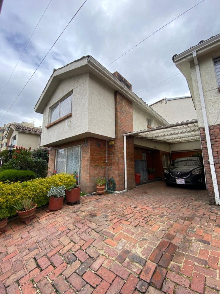 Casa en venta Cundinamarca Bogotá Mónaco 125 m2 Habitaciones 3 Baños 3 Garajes 2 Precio $960000000