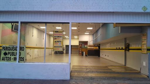 Local en arriendo Cundinamarca Bogotá Restrepo 1014 m2 Habitaciones 0 Baños 1 Garajes 13 Precio $47000000