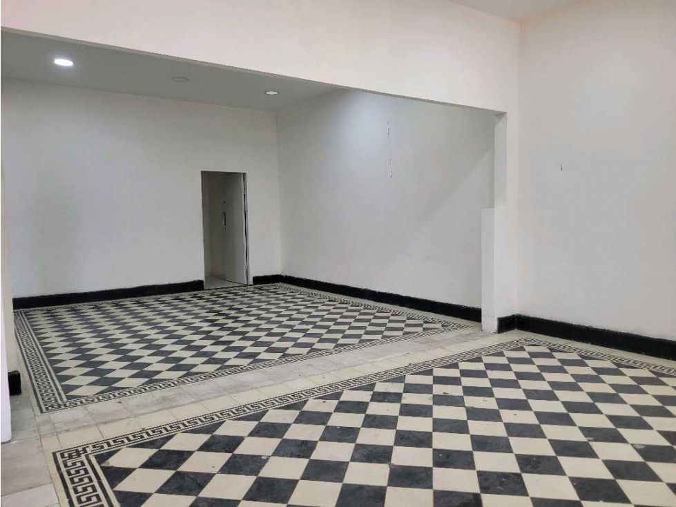 Casa en arriendo Atlántico Barranquilla El Prado 300 m2 Habitaciones 5 Baños 2 Garajes 8 Precio $8500000