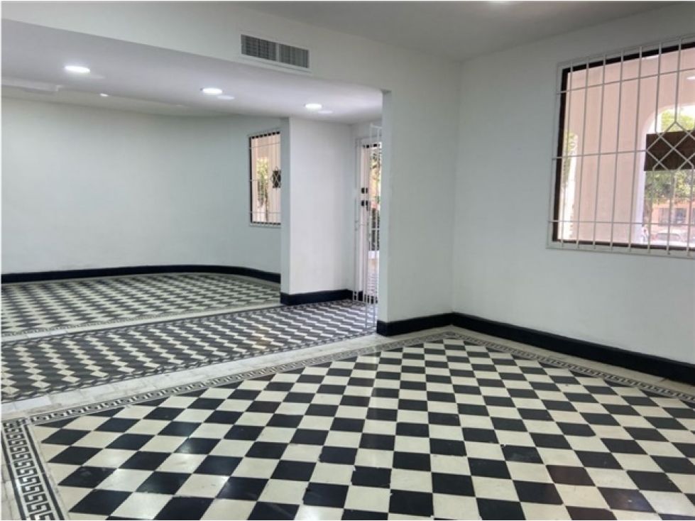 Casa en arriendo Atlántico Barranquilla El Prado 300 m2 Habitaciones 5 Baños 2 Garajes 8 Precio $8500000