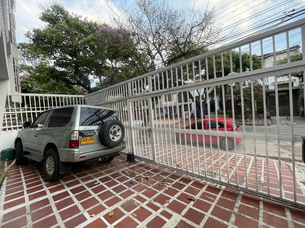 Casa en arriendo Valle Del Cauca Cali San Fernando Viejo 180 m2 Habitaciones 3 Baños 3 Garajes 3 Precio $3520000