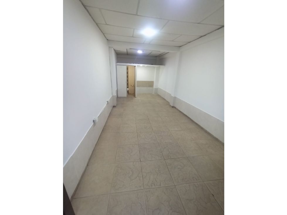 Local en arriendo Caldas Manizales La Atalaya 15 m2 Habitaciones 0 Baños 1 Garajes 0 Precio $600000