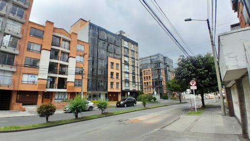 Oficina en venta Cundinamarca Bogotá Puente Largo 46 m2 Habitaciones 0 Baños 0 Garajes 2 Precio $260000000