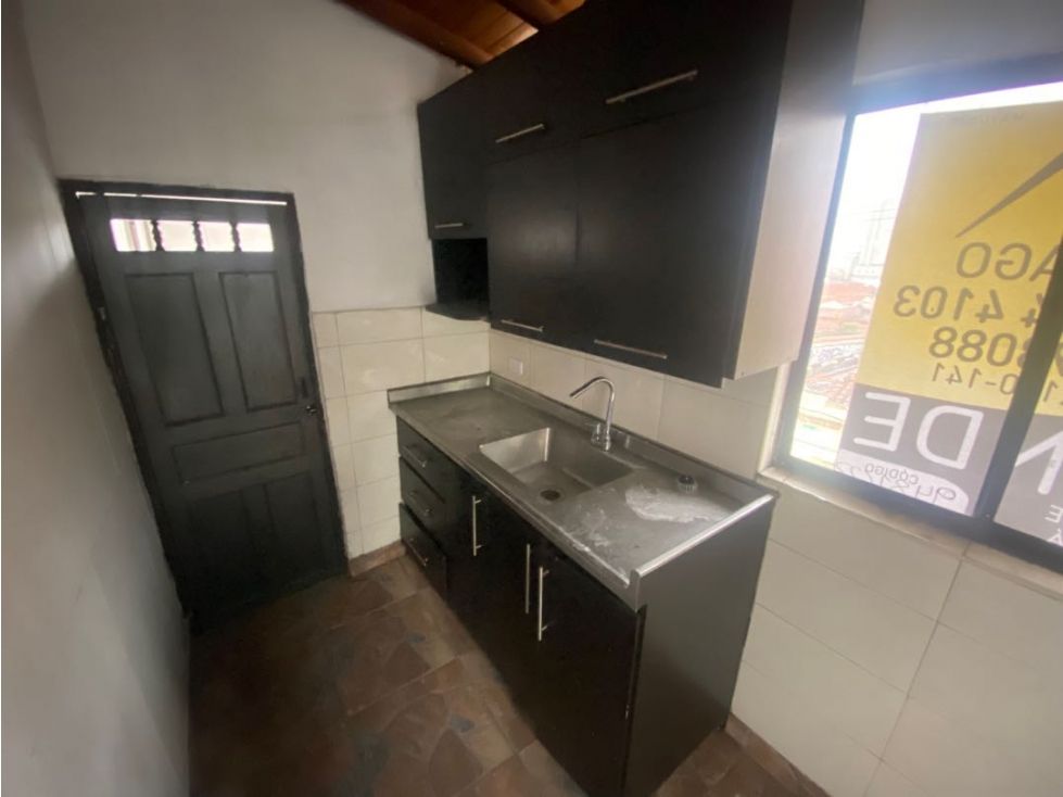 Apartamento en arriendo Antioquia Medellín Urbanizacion Marco Fidel Suarez 55 m2 Habitaciones 1 Baños 1 Garajes 0 Precio $800000