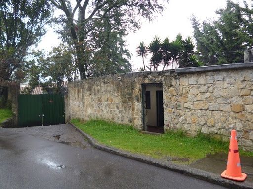 Casa en venta Cundinamarca Bogotá Suba Naranjos 739 m2 Habitaciones 7 Baños 7 Garajes 1 Precio $1980000000