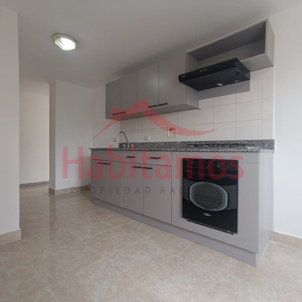 Apartamento en arriendo Antioquia Medellín Los Balsos No1 80 m2 Habitaciones 2 Baños 3 Garajes 1 Precio $4000000