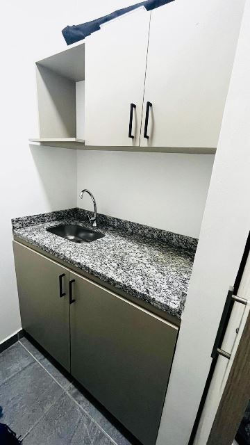 Oficina en arriendo Antioquia Medellín Villanueva 48 m2 Habitaciones 0 Baños 1 Garajes 1 Precio $4200000