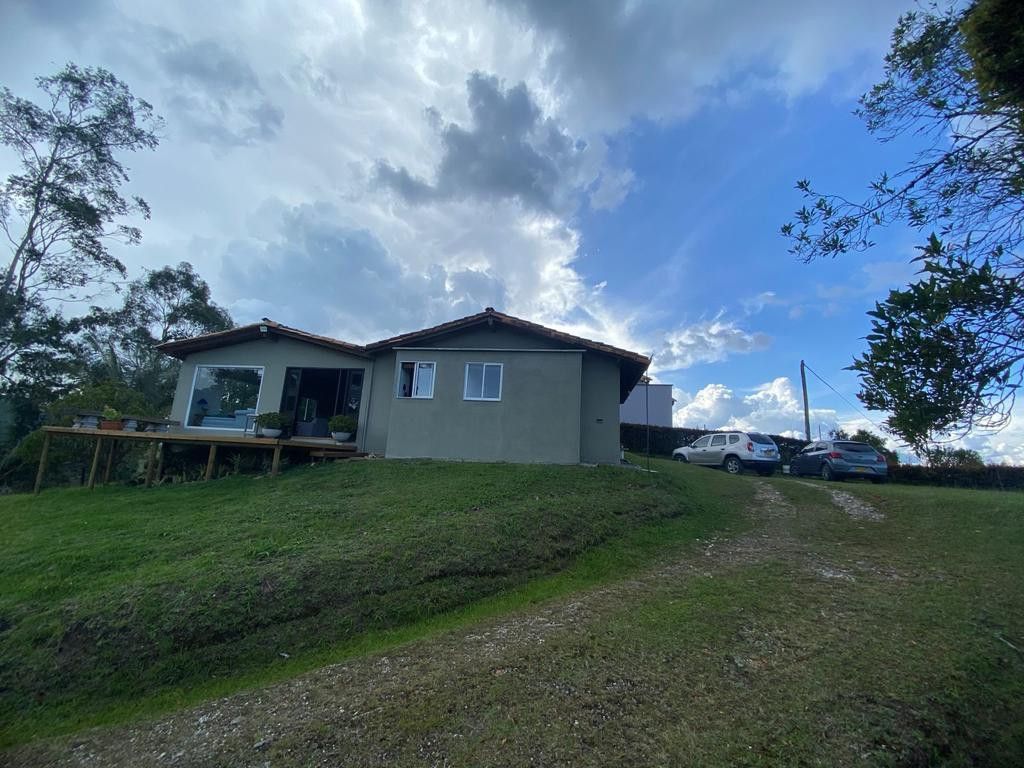Finca en venta Antioquia El Carmen De Viboral El Carmen De Viboral 119 m2 Habitaciones 2 Baños 2 Garajes 0 Precio $1100000000