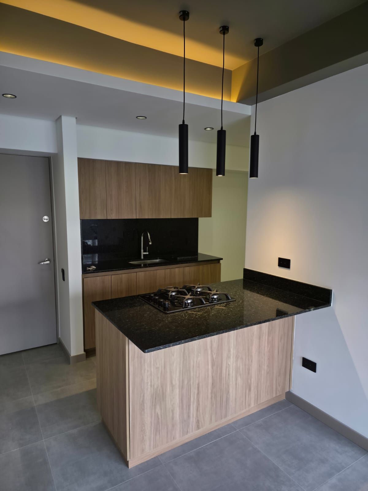 Apartamento en arriendo Antioquia Rionegro El Porvenir 54 m2 Habitaciones 2 Baños 2 Garajes 1 Precio $1800000