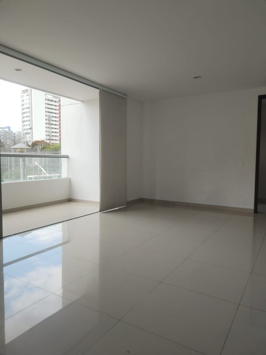 Apartamento en venta Santander Floridablanca Prados De Laurentina 97 m2 Habitaciones 3 Baños 2 Garajes 1 Precio $360000000