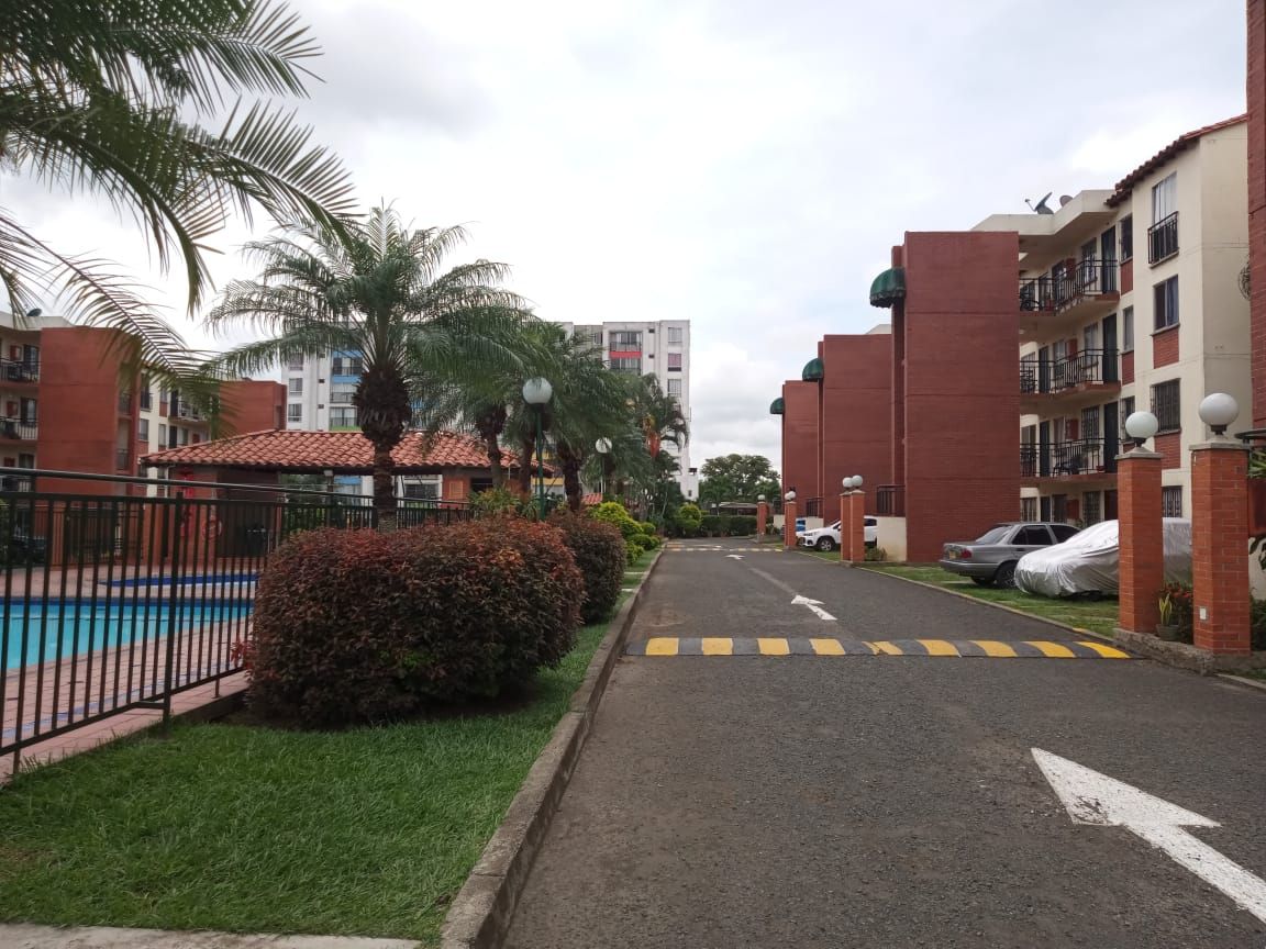 Apartamento en venta Valle Del Cauca Cali Ciudad Real 60 m2 Habitaciones 3 Baños 2 Garajes 1 Precio $220000000