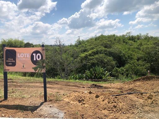 Lote en venta Risaralda Pereira Pereira 1642 m2 Habitaciones 0 Baños 0 Garajes 0 Precio $295702200