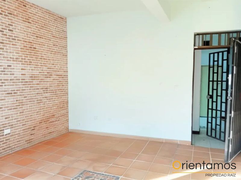 Local en venta Antioquia Rionegro Centro 40 m2 Habitaciones 0 Baños 0 Garajes 0 Precio $180000000
