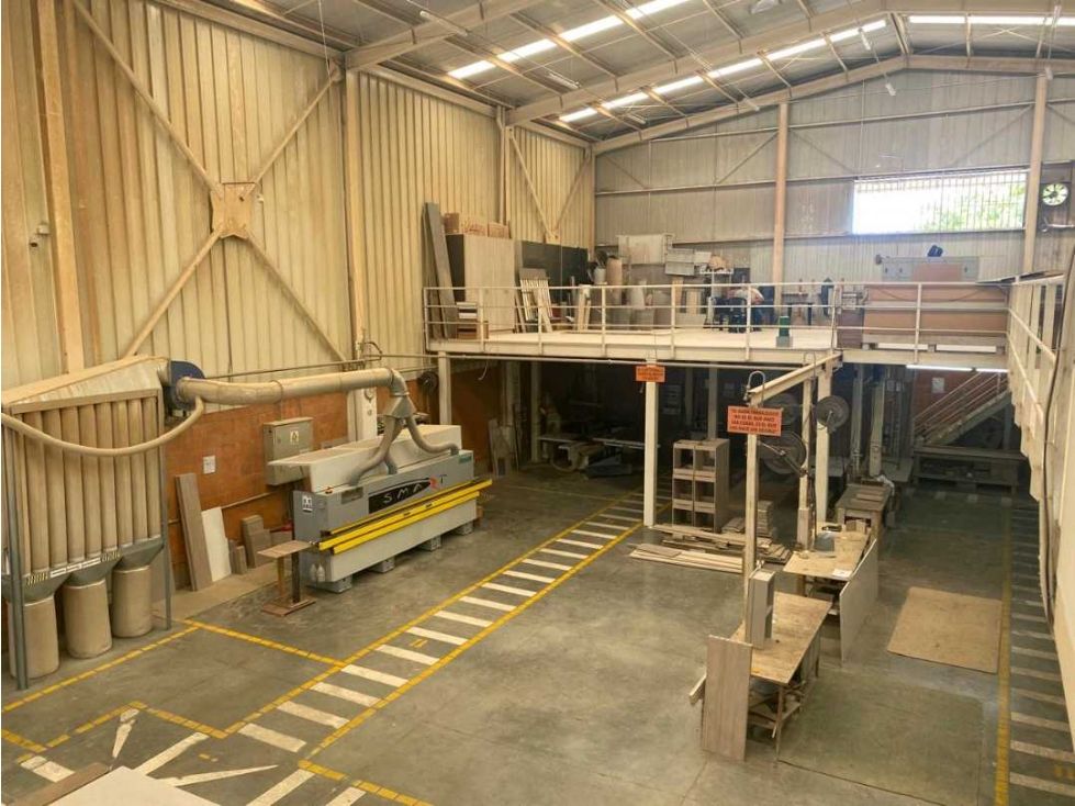 Bodega en venta Risaralda Dosquebradas Br La Badea 860 m2 Habitaciones 0 Baños 2 Garajes 3 Precio $2600000000