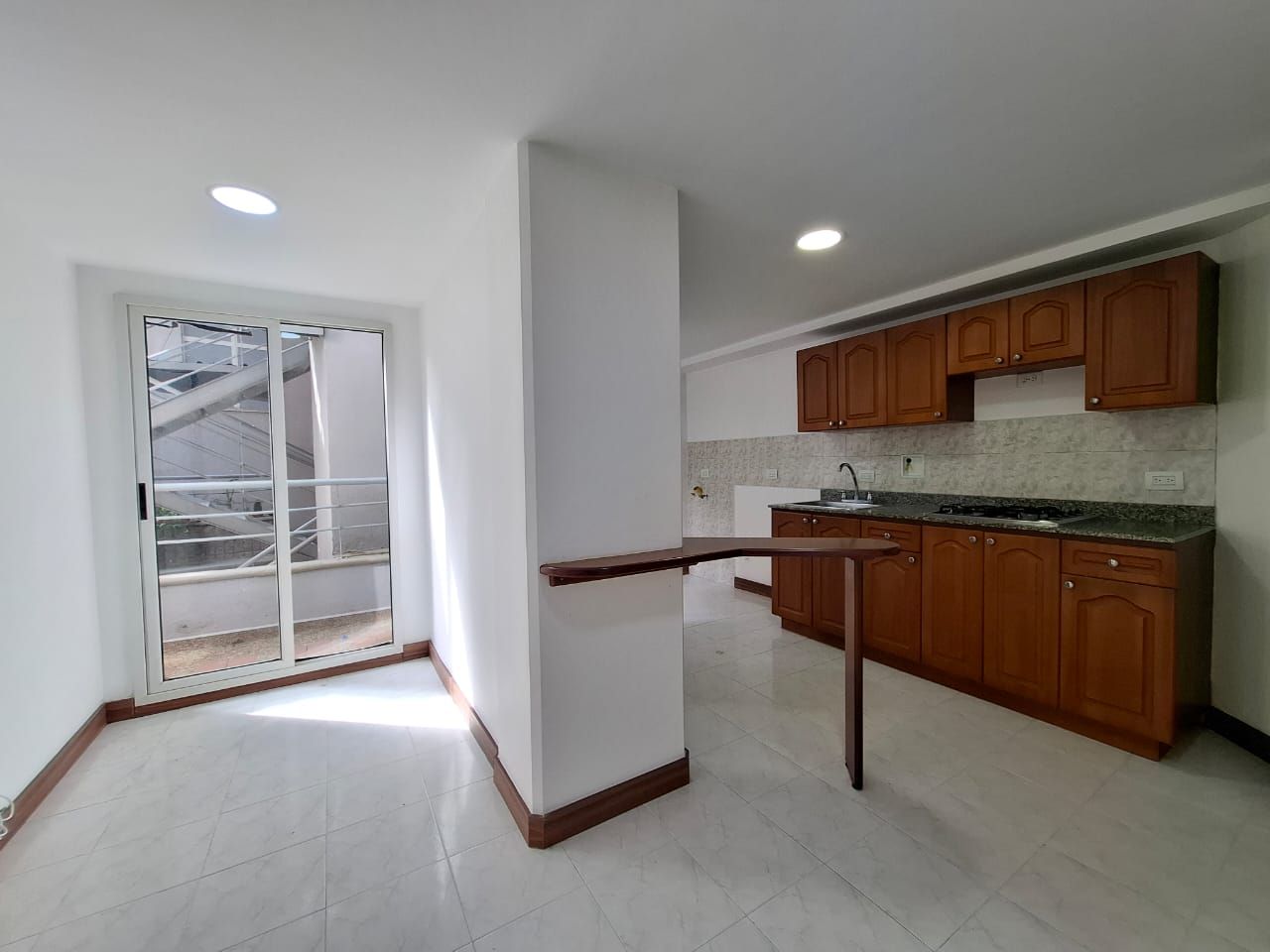 Apartamento en arriendo Antioquia Medellín Asomadera No2 30 m2 Habitaciones 1 Baños 1 Garajes 1 Precio $2100000