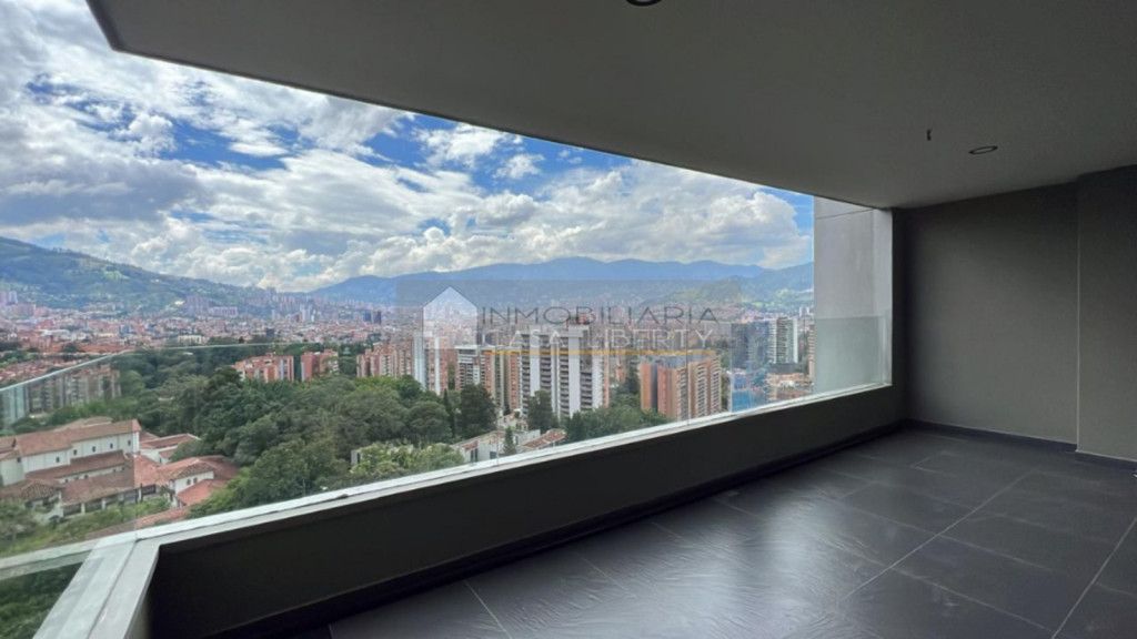 Apartamento en arriendo Antioquia Medellín El Diamante No2 150 m2 Habitaciones 2 Baños 3 Garajes 2 Precio $7300000