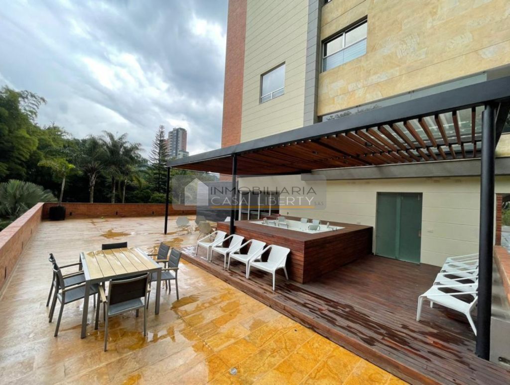 Apartamento en arriendo Antioquia Medellín Los Balsos No1 712 m2 Habitaciones 4 Baños 5 Garajes 3 Precio $37500000
