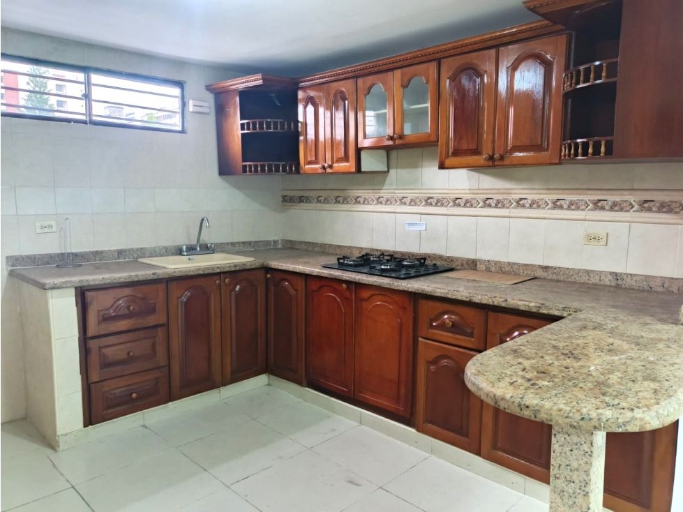 Casa en arriendo Atlántico Barranquilla Altos Del Prado 308 m2 Habitaciones 5 Baños 5 Garajes 2 Precio $4000000