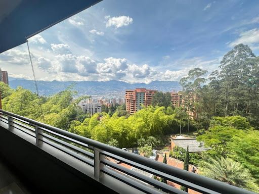 Apartamento en arriendo Antioquia Medellín El Tesoro 227 m2 Habitaciones 3 Baños 4 Garajes 2 Precio $13500000