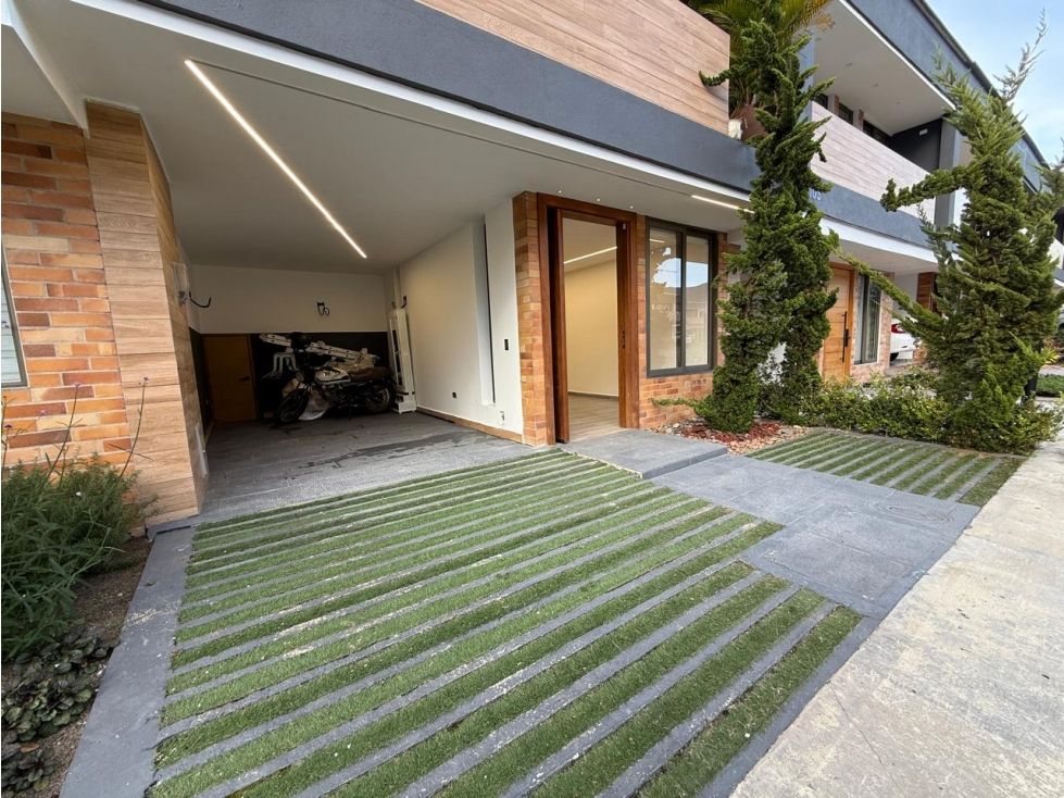 Apartamento en arriendo Antioquia La Ceja Ofir 150 m2 Habitaciones 3 Baños 3 Garajes 1 Precio $4000000