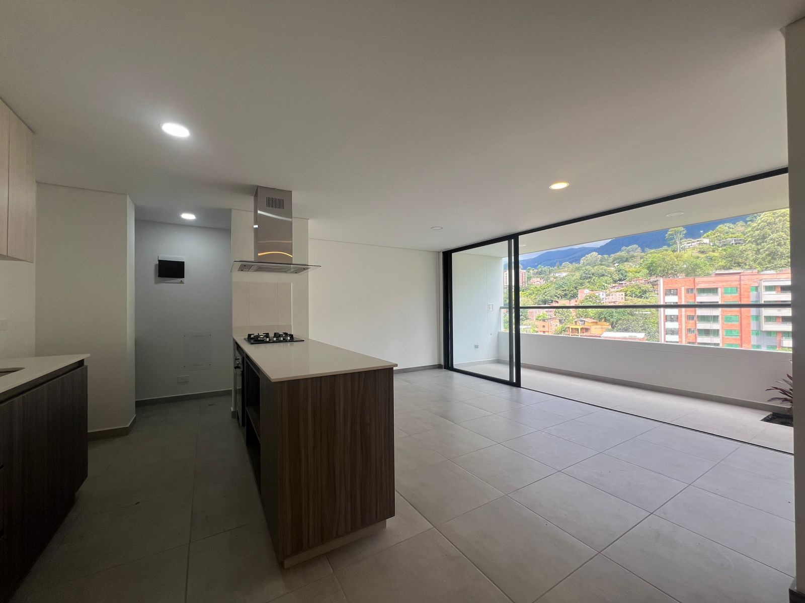 Apartamento en venta Antioquia Envigado El Salado 85 m2 Habitaciones 3 Baños 2 Garajes 1 Precio $684000000