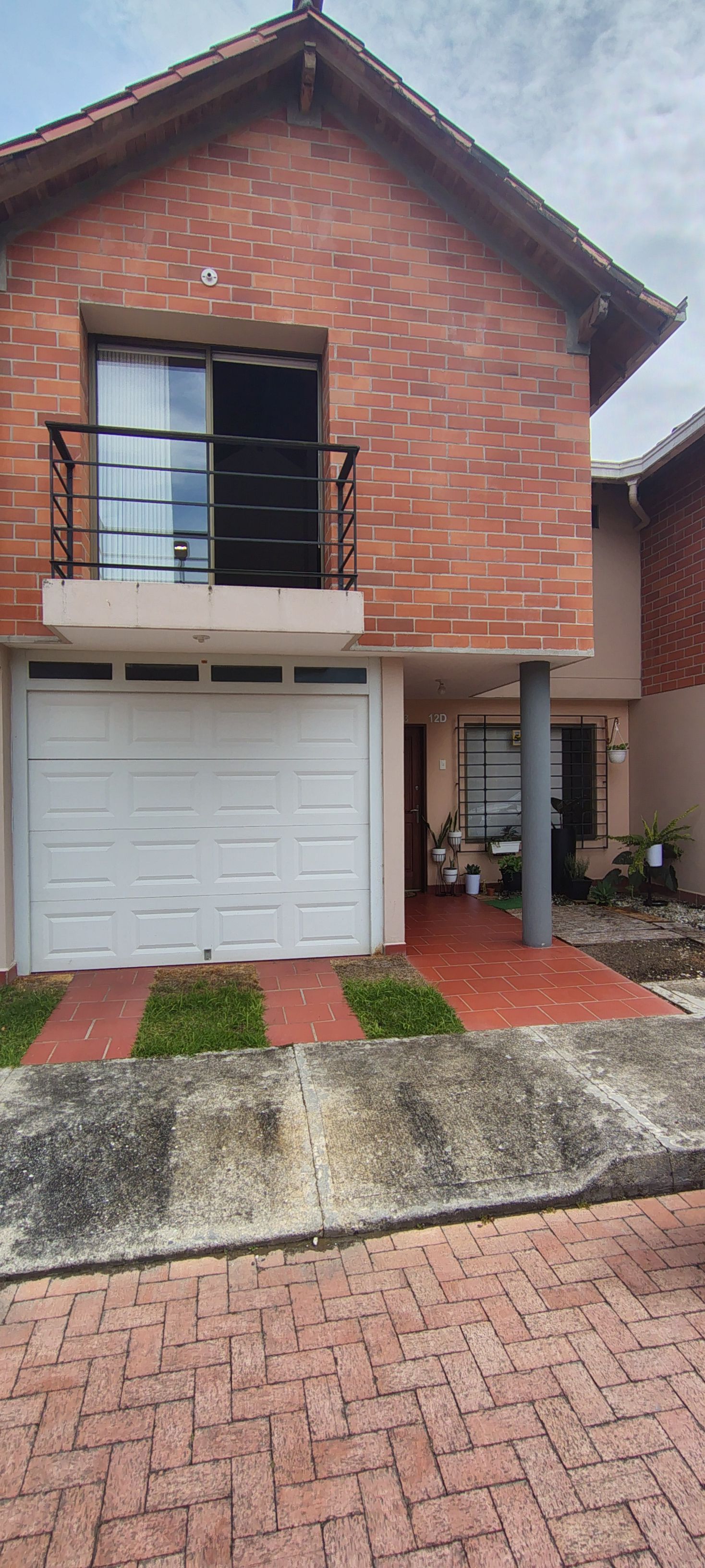 Casa en arriendo o venta Antioquia Rionegro Rionegro 140 m2 Habitaciones 3 Baños 2 Garajes 0 Precio venta $795000000 Precio arriendo $3900000