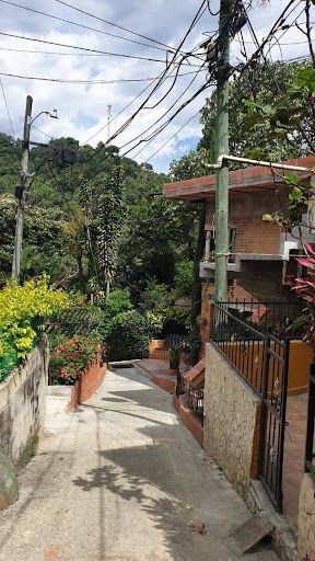 Casa en venta Antioquia Medellín San Antonio De Prado 70 m2 Habitaciones 4 Baños 1 Garajes 0 Precio $190000000