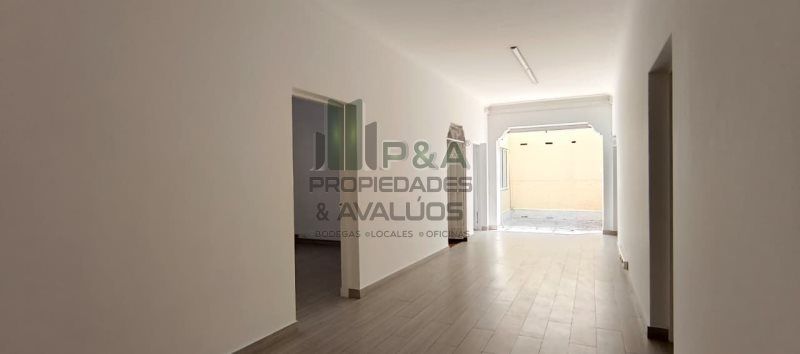 Casa en arriendo Antioquia Medellín Santa Rosa De Lima 300 m2 Habitaciones 10 Baños 4 Garajes 0 Precio $8000000