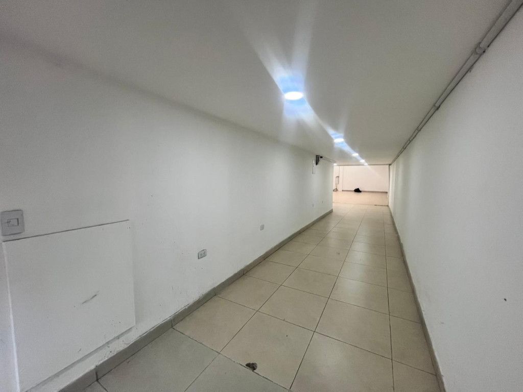 Local en arriendo Cundinamarca Bogotá Lago Gaitan 100 m2 Habitaciones 0 Baños 1 Garajes 0 Precio $6500000