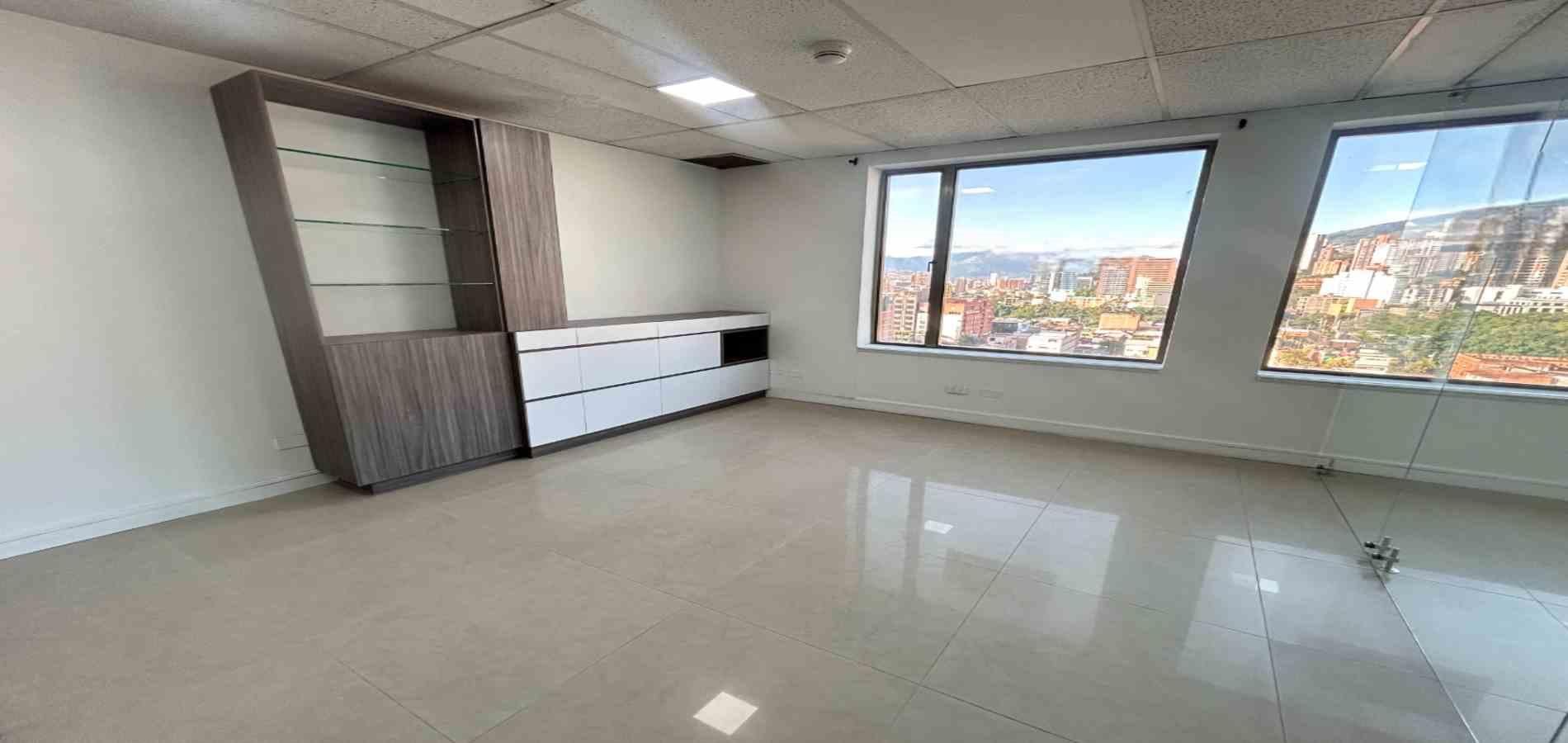 Oficina en arriendo Antioquia Medellín Astorga 103 m2 Habitaciones 0 Baños 1 Garajes 1 Precio $5000000